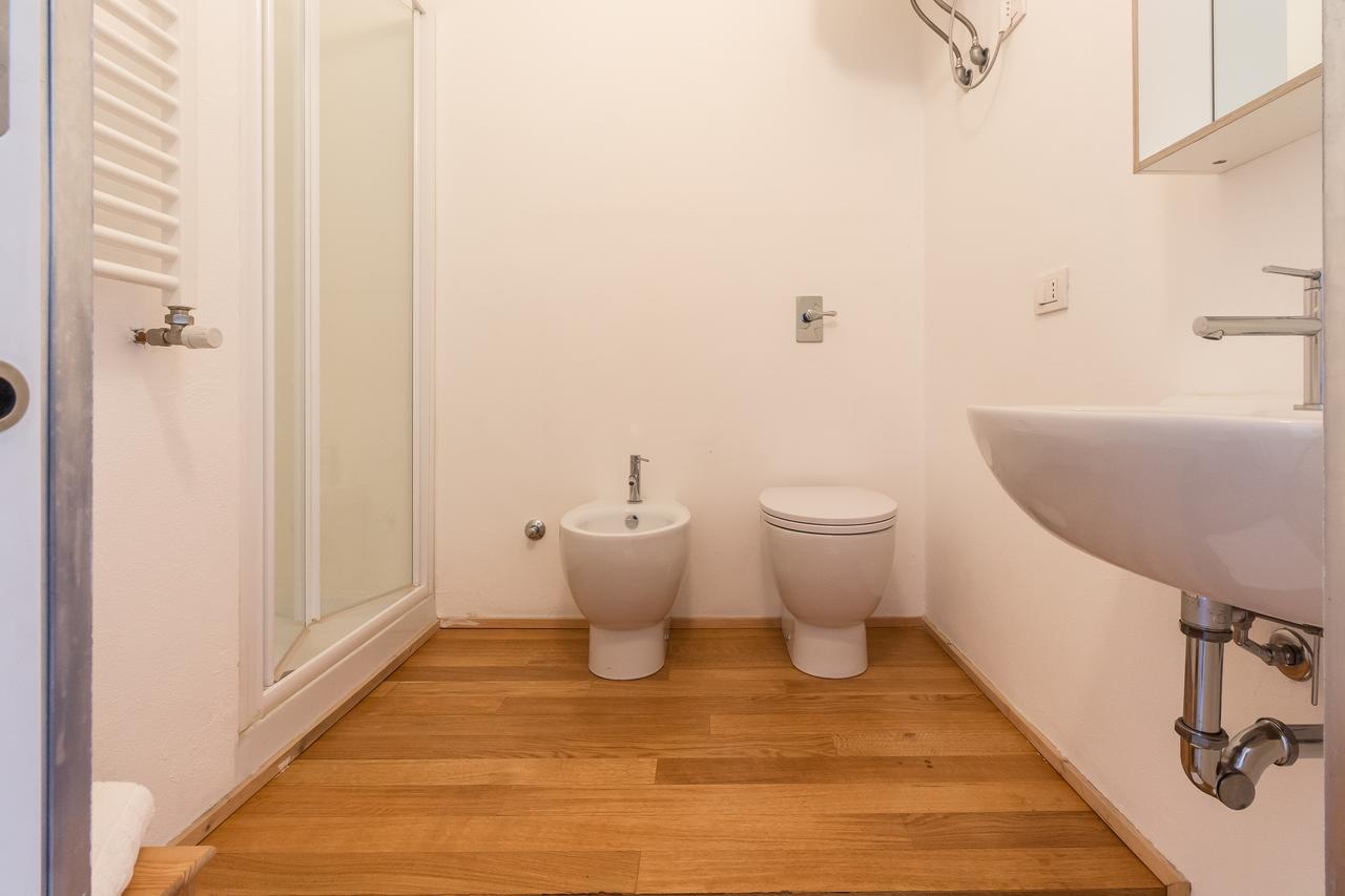 Alessia'S Flat- L'8 E Mezzo Lägenhet Milano Exteriör bild