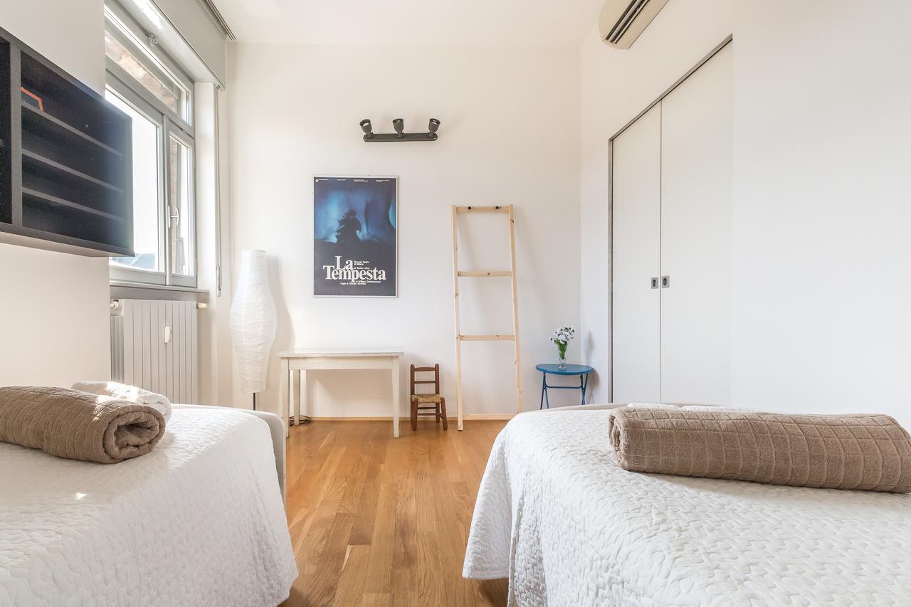 Alessia'S Flat- L'8 E Mezzo Lägenhet Milano Exteriör bild